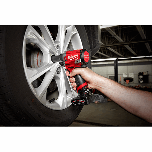 M12 FUEL™ Stubby 1/2 in. Impact Wrench