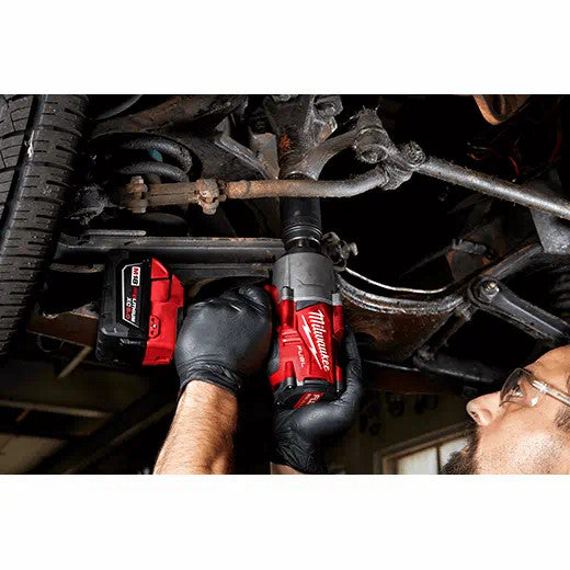 M18 FUEL™ 1/2 in. High Torque Impact Wrench with Friction Ring